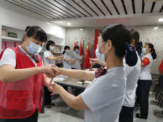 都市城際公交 長途客運分公司召開三季度服務質(zhì)量培訓