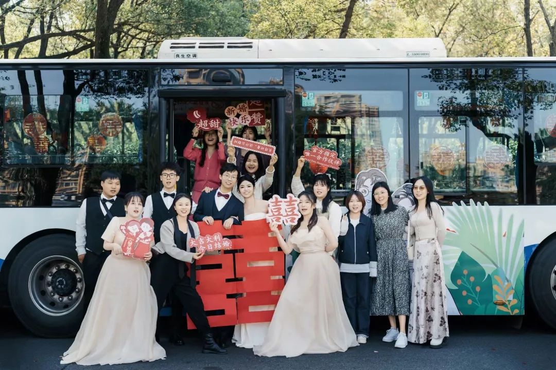 創(chuàng)新經(jīng)營 || 新余公交：婚車定制 低碳、節(jié)儉、有新意！
