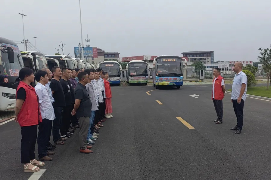 ??吉安長運:順利完成安福縣事業(yè)編考試運輸保障任務(wù)