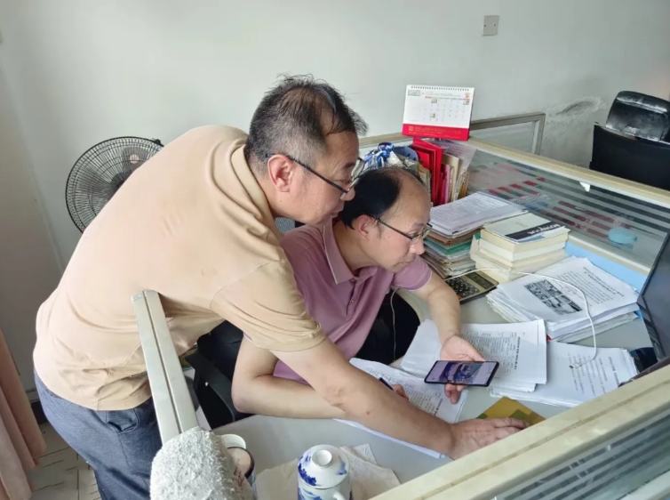 撫州長(zhǎng)運(yùn):股份公司汽車(chē)管理事業(yè)部檢查宜黃分公司機(jī)務(wù)工作